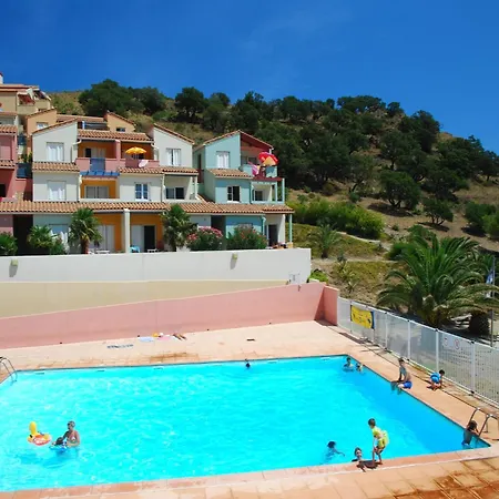 Apartment Group With Shared Pool Cerbère
