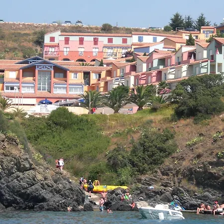Group With Shared Pool Apartment *
