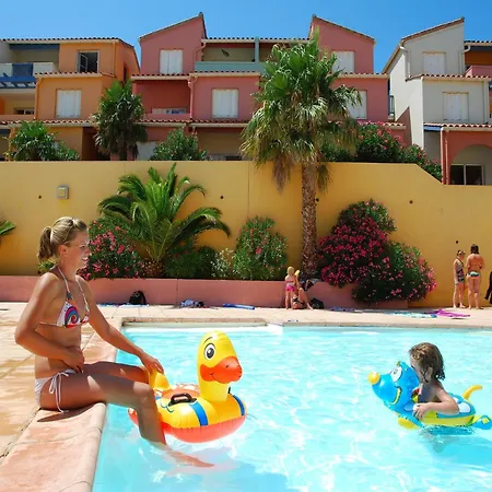 Apartment Group With Shared Pool *
